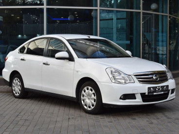 Nissan Almera